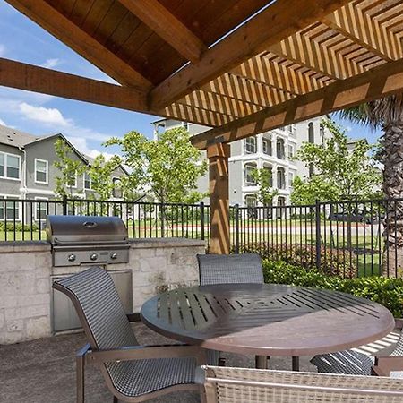 Luxury Townhomes - Evonify Stays ออสติน ภายนอก รูปภาพ