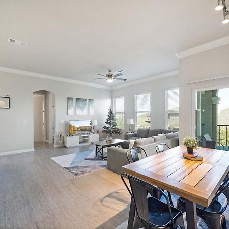 Luxury Townhomes - Evonify Stays ออสติน ภายนอก รูปภาพ