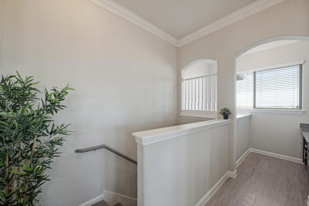 Luxury Townhomes - Evonify Stays ออสติน ภายนอก รูปภาพ