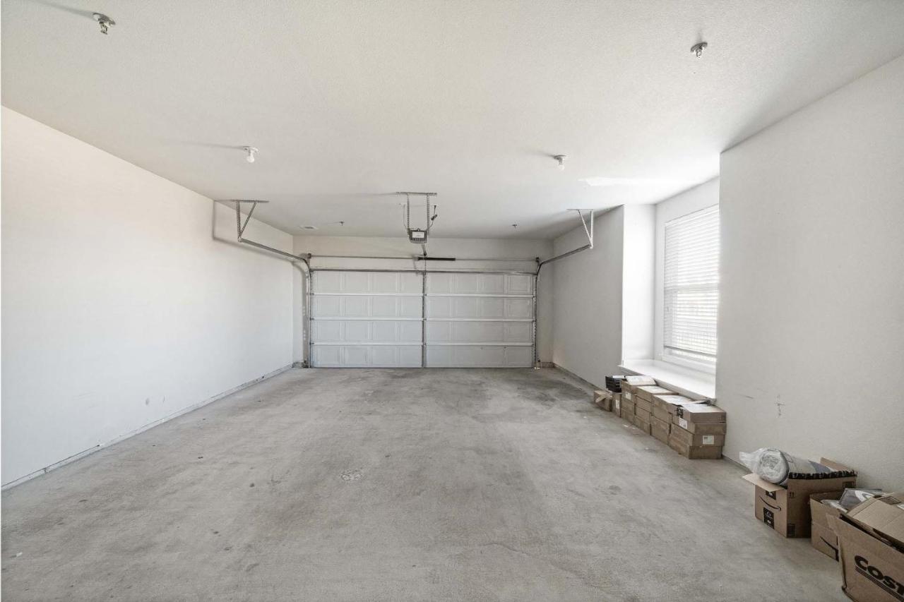 Luxury Townhomes - Evonify Stays ออสติน ภายนอก รูปภาพ