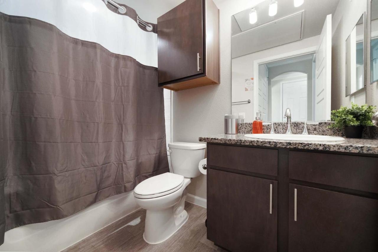 Luxury Townhomes - Evonify Stays ออสติน ภายนอก รูปภาพ