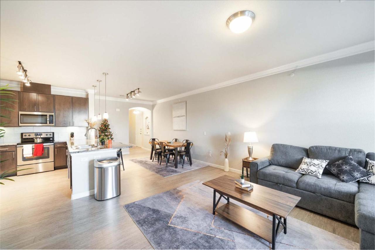 Luxury Townhomes - Evonify Stays ออสติน ภายนอก รูปภาพ
