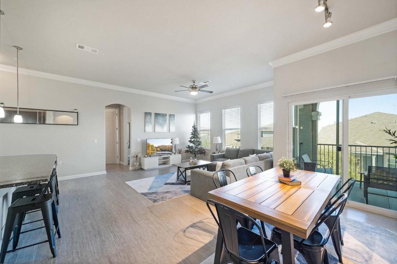 Luxury Townhomes - Evonify Stays ออสติน ภายนอก รูปภาพ